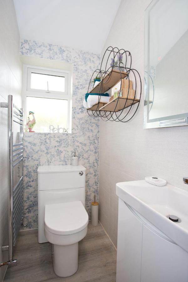 The Bearded Goat Den - A Rural Retreat At This Modern Holiday Cottage Saint Leonards Dış mekan fotoğraf